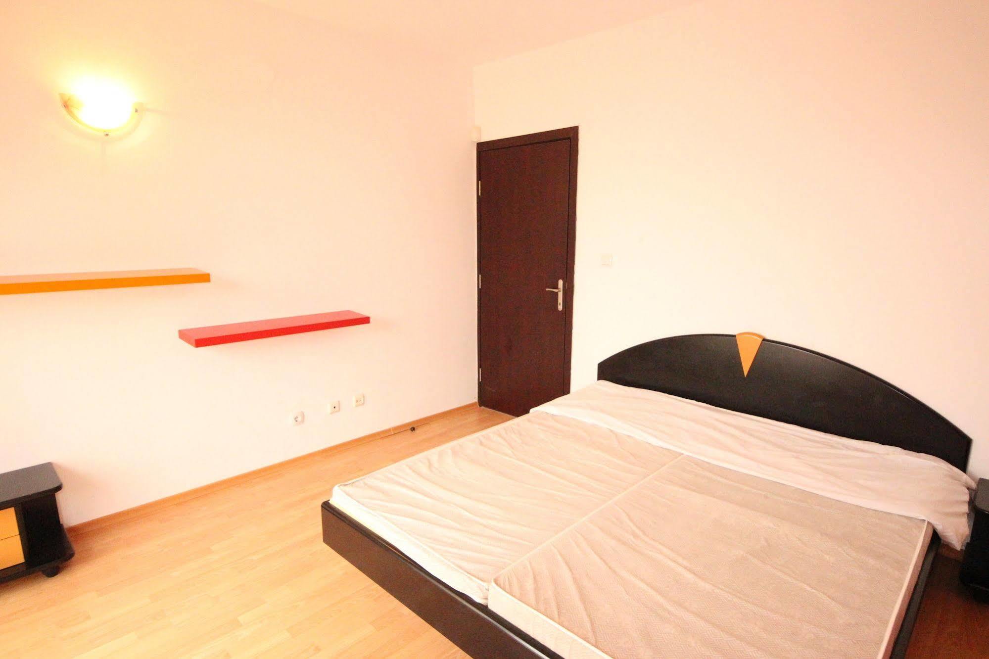 Menada Sunny Hill Villa Kosharitsa Bagian luar foto
